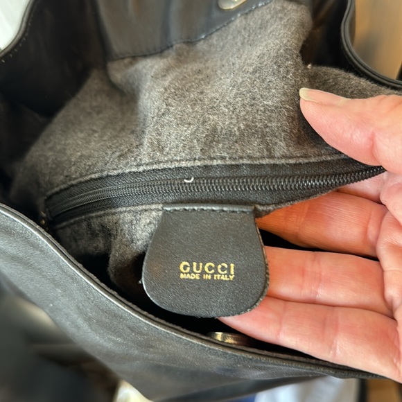 Gucci black leather Diana bag with bamboo handle - Picture 10 of 13
